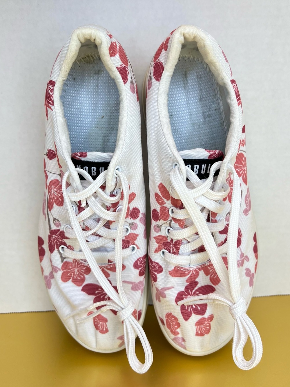 Nobull Canvas Trainer Low Cherry Blossom Sneakers WMNS 8.5 Very Clean NO INSOLES - Picture 11 of 15